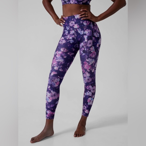 Athleta Salutation Stash Pocket II Printed Tight Purple Floral S - Picture 1 of 7